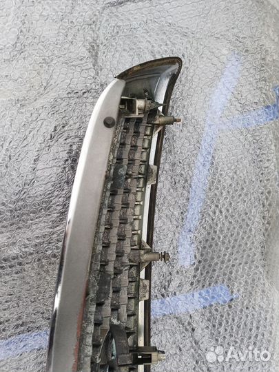 Решётка радиатора Toyota Nadia