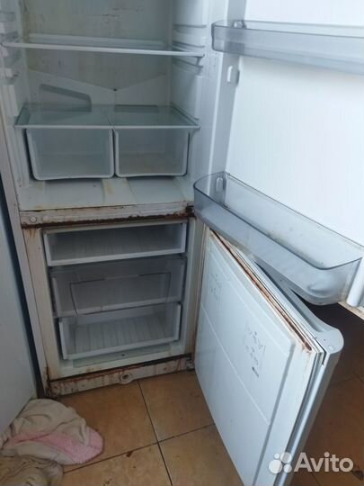 Холодильник бу