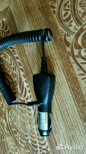 Автомобильное зарядное