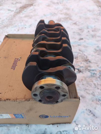 Коленвал Skoda Roomster 2006 1.6 BTS