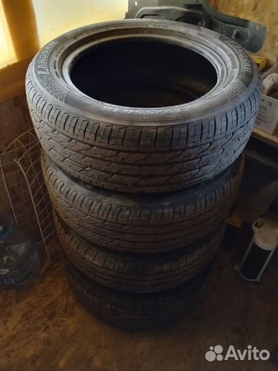 Landsail LS588 UHP 215/55 R16 W