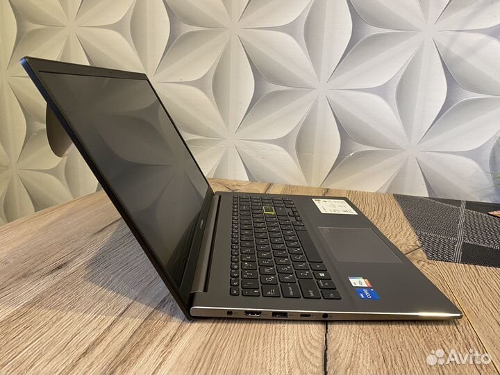 Ноутбук asus VivoBook S15 S533EA-DH51 Black