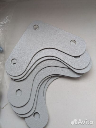 Усиливающие уголки для металлических стеллажей