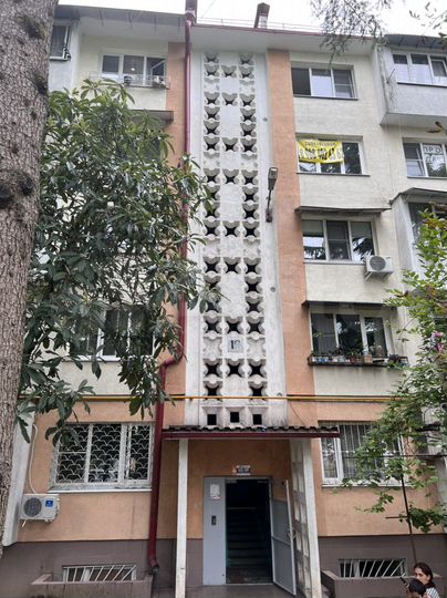 2-к. квартира, 54 м², 5/5 эт.