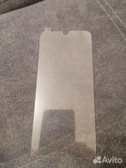 Стекло защитное 151*67 мм
