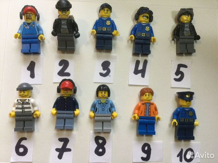 Минифигурки Lego City/Town