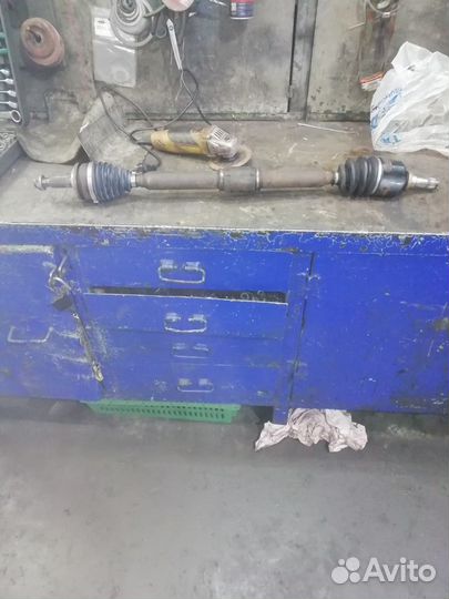Шрус в сборе правый в идеальном состоянии оригинал