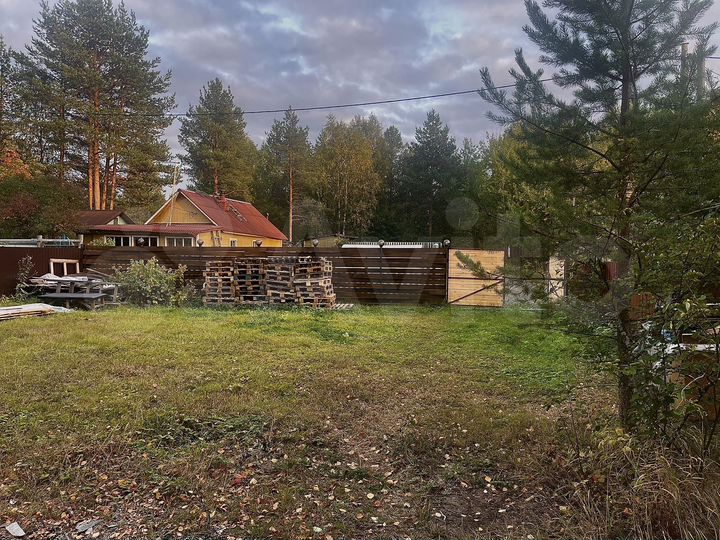 Участок 3,7 сот. (СНТ, ДНП)