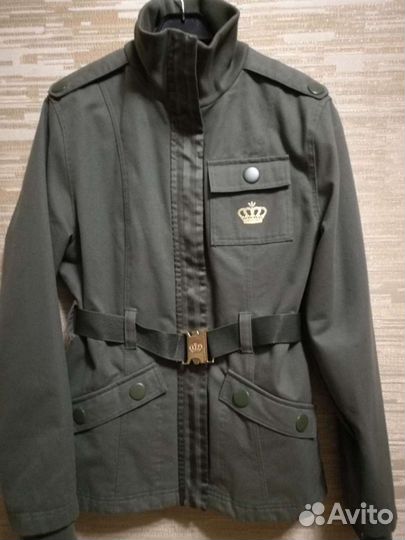 Куртка (ветровка)