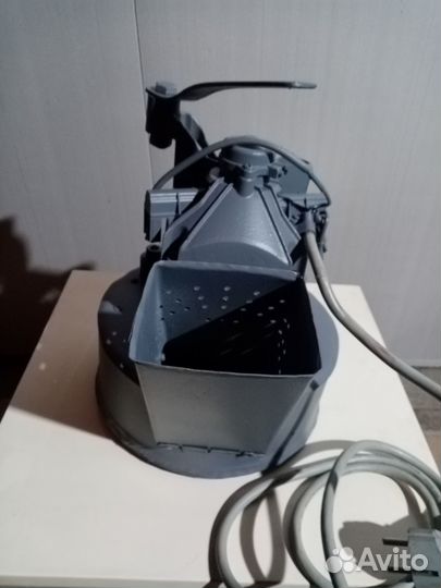 Измельчитель фруктов овощей,травы