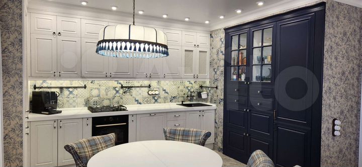 3-к. квартира, 87 м², 18/18 эт.