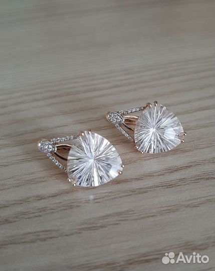 Золотые серьги