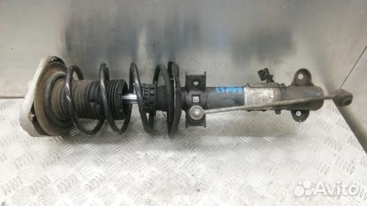 Стойка передняя левая mercedes benz E-class W212