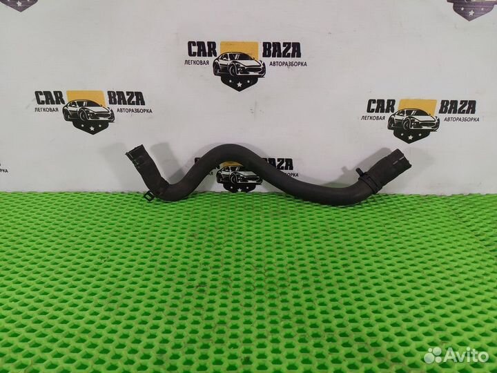 Патрубок системы охлаждения Volvo XC60