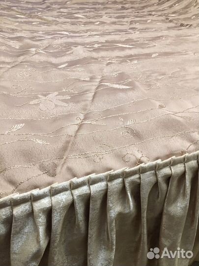 Покрывало на двуспальную кровать