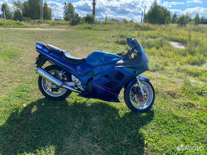 Suzuki rf400r