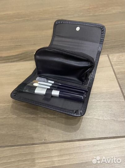 Набор для маникюра и макияжа