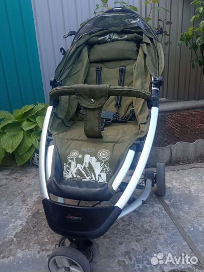 Прогулочная коляска