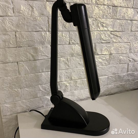 Лампа настольная