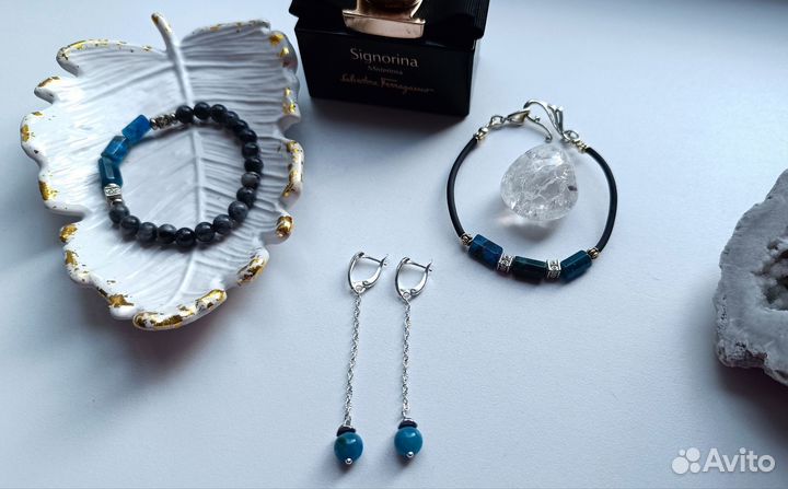 Браслеты и серьги из минералов