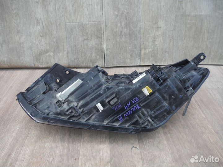 Фара правая (№4) Hyundai Tucson 3 2018