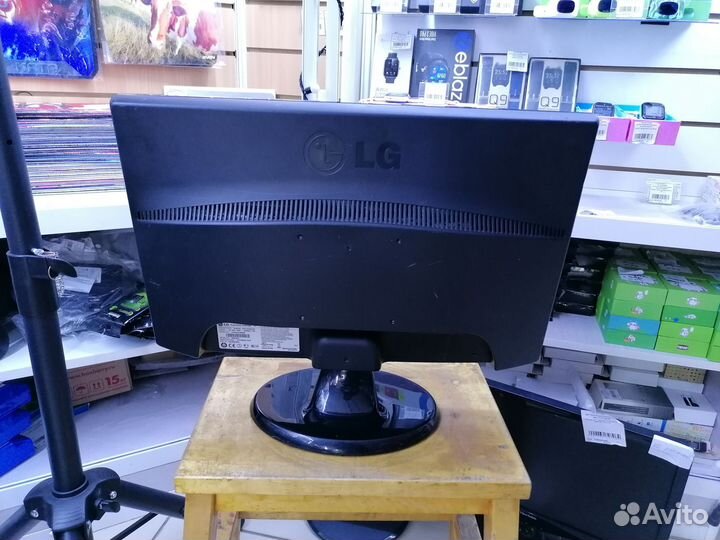 Монитор LG Flatron W2043S-PF