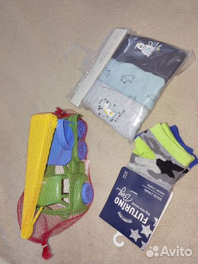 Детский набор, трусики, носочки, машинка