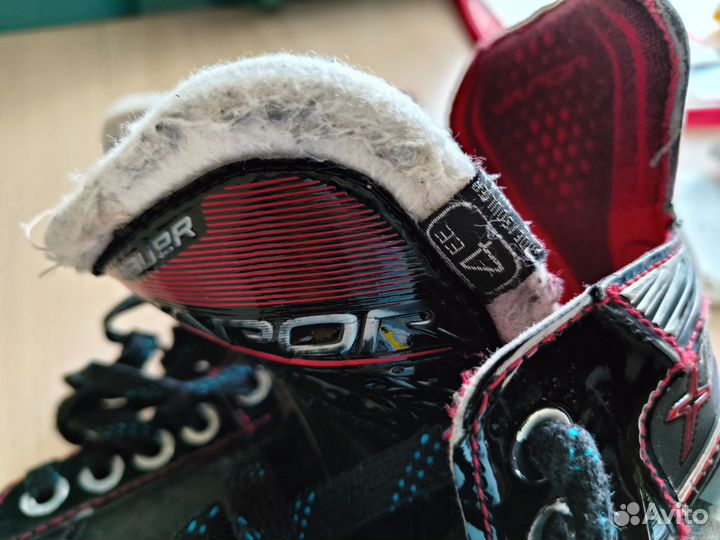 Хоккейные коньки bauer