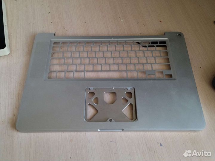 Часть корпуса для Macbook pro 15 A1286 2010г