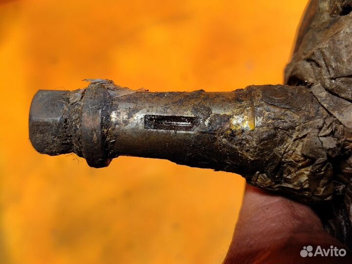 Коленвал новый СССР мотороллер тула тулица шпонка