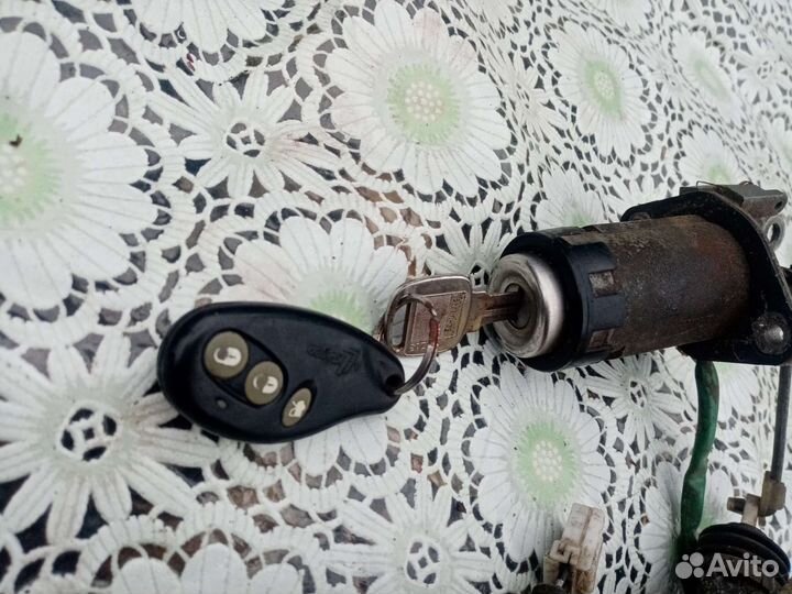 Замок зажигания Мазда 626 Ге