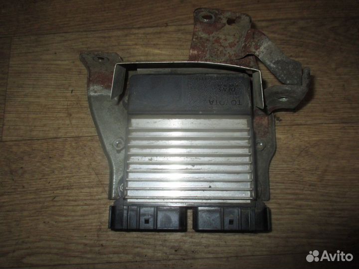 Блок управления форсунками (Toyota Land Cruiser)