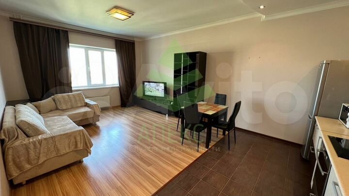 2-к. квартира, 82,6 м², 11/17 эт.