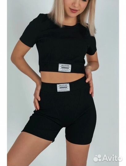 Спортивный костюм женский