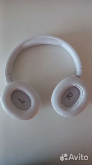 Беспроводные наушники jbl tune 760NC