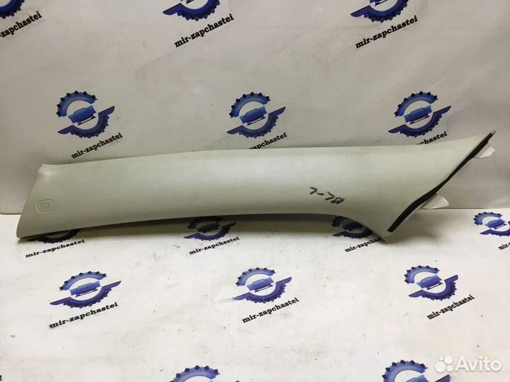 Накладка стойки передняя левая Mazda 3 BL