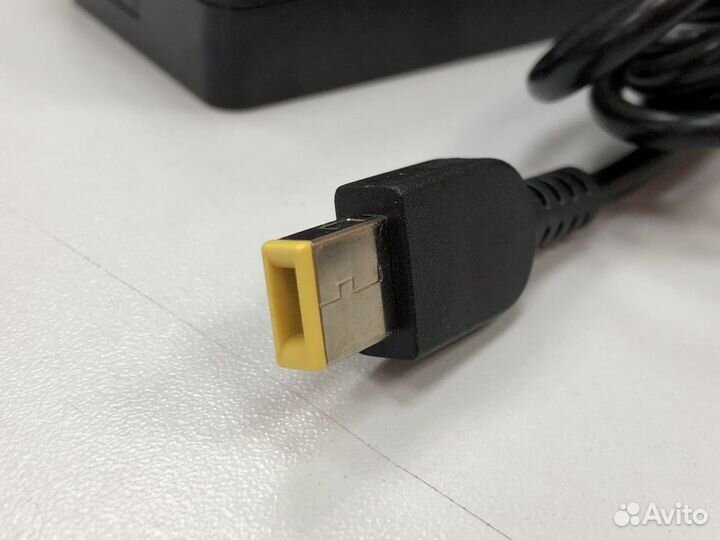 Адаптер питания для ноутбука Lenovo 20V-4.5A (нов)