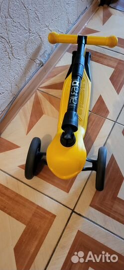 Самокат детский трехколесный