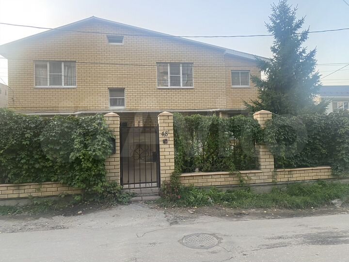 Таунхаус 170 м² на участке 2 сот.