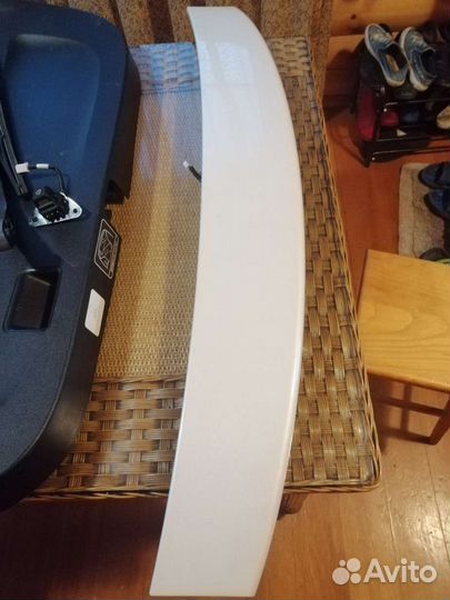 Крышка багажника Приус 20