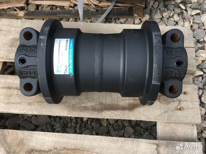 Каток опорный Komatsu PC220-7 Hyundai R210-3 HSB