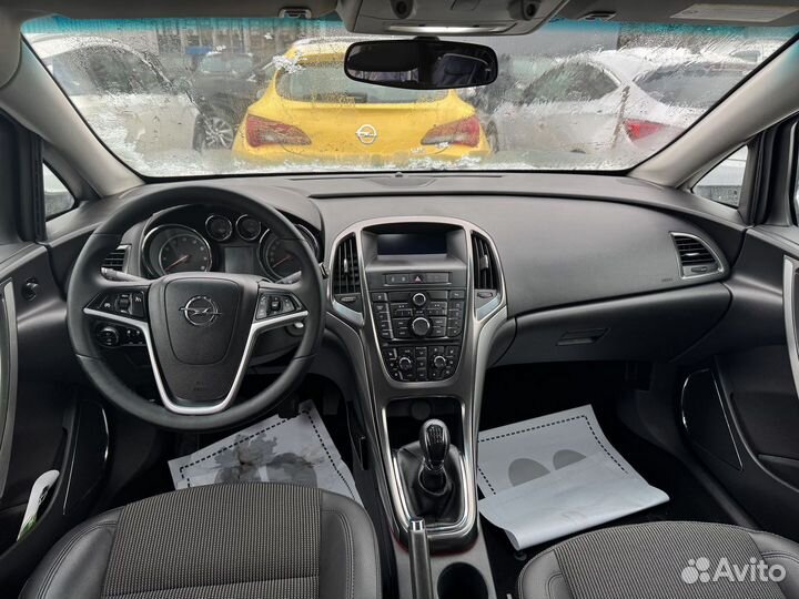 Opel Astra 1.4 МТ, 2012, 161 000 км