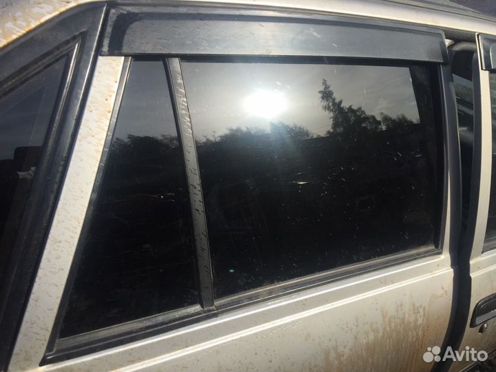 Стекло дверное заднее правое Daewoo Nexia N100