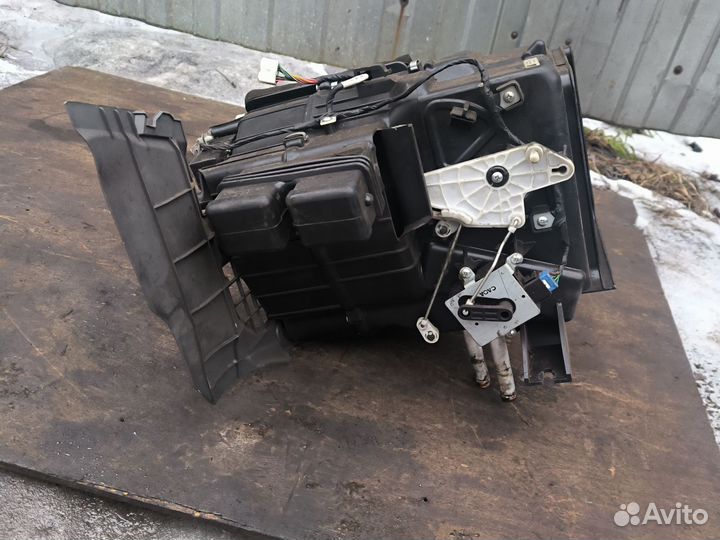 Корпус отопителя в сборе на Kia Spectra