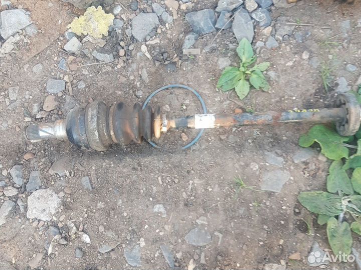 Привод Передний Правый Daewoo Nexia 96474835