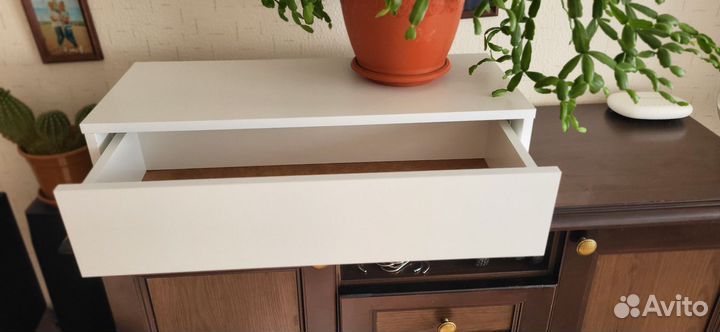 Комод навесной