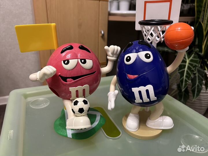 Диспенсер для конфет M&M’s