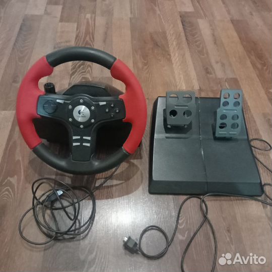 Руль,педаль