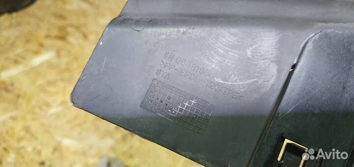 Кожух замка капота Chevrolet Cruze 2009-2016