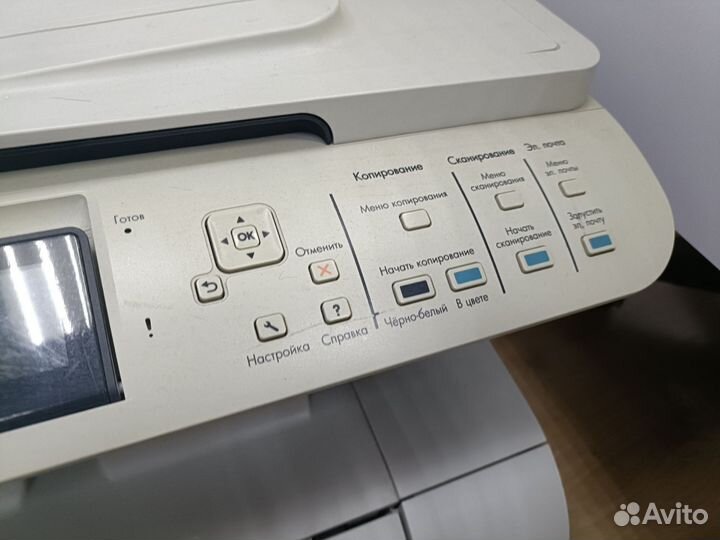 Принтер HP color laser jet cm2